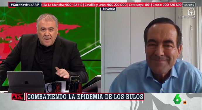 José Bono denuncia con Ferreras el "bulo homófobo del facherío" contra su  hijo