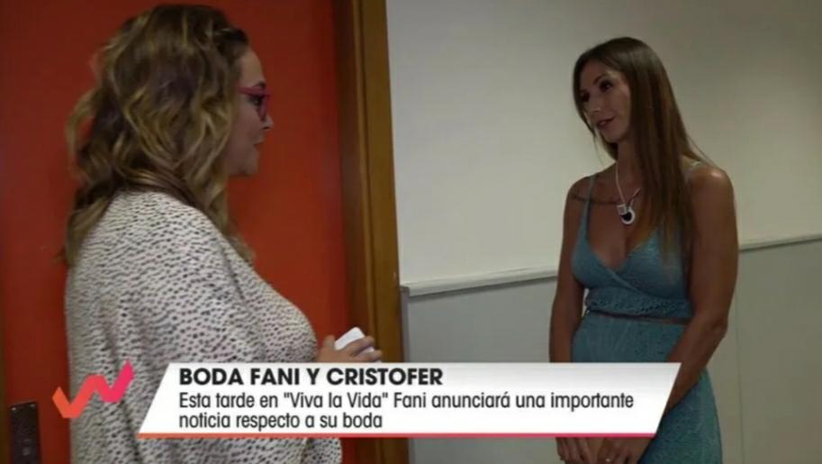 Fani le anuncia  a Toñi Moreno que cancela su boda con Christofer.