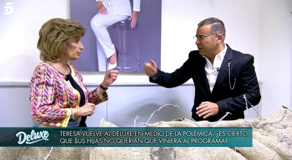 Jorge Javier Vázquez entrevista a María Teresa Campos en 'Sábado Deluxe'.