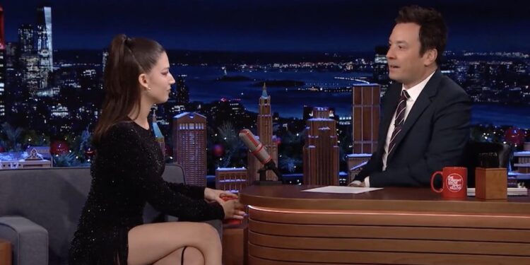 Úrsula Corberó en el show de Jimmy Fallon