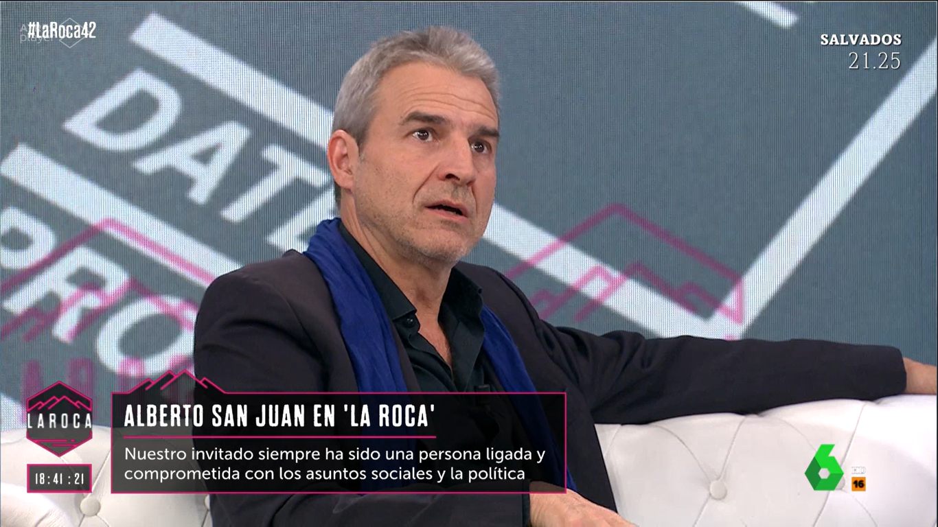 Alberto San Juan se moja en política en ‘La Roca’: «No creo en la figura del presidente del Gobierno»