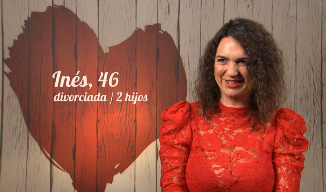 Inés acude a 'First Dates' en busca del amor.