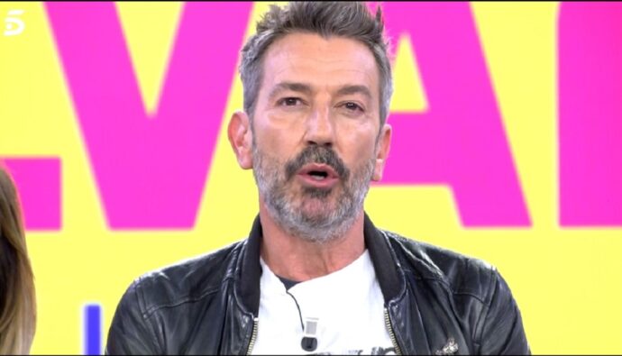 David Valldeperas, pillado dirigiéndose así a colaboradores de ‘Sálvame’: ojo a lo que se oye