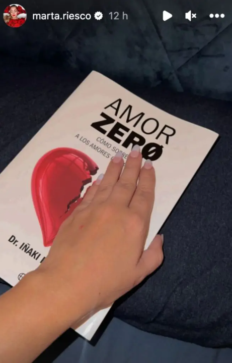 Marta Riesco publica un libro contra el amor tóxico.
