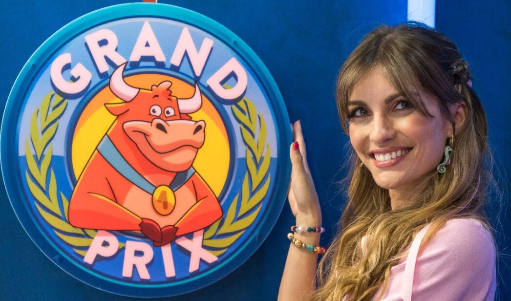 Cristinini, copresentadora de 'El Grand Prix'.