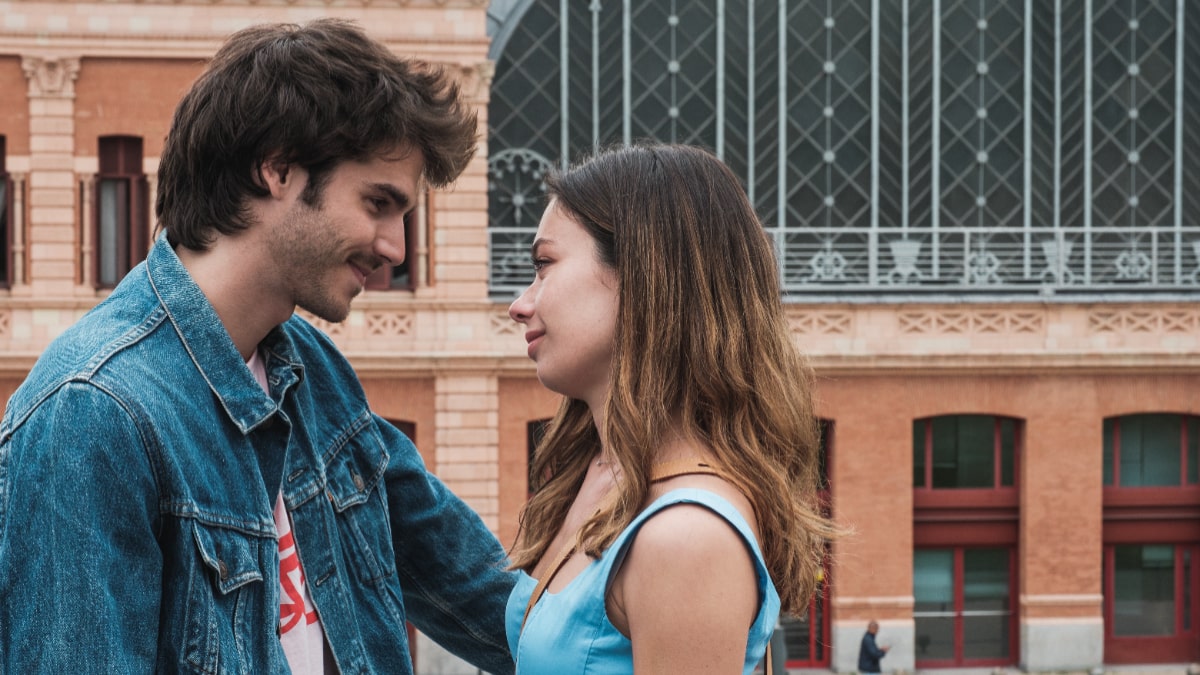 Para o me enamoro: Anna Castillo y Álvaro Mel en 'Un cuento perfecto', tu  amor de este verano en Netflix