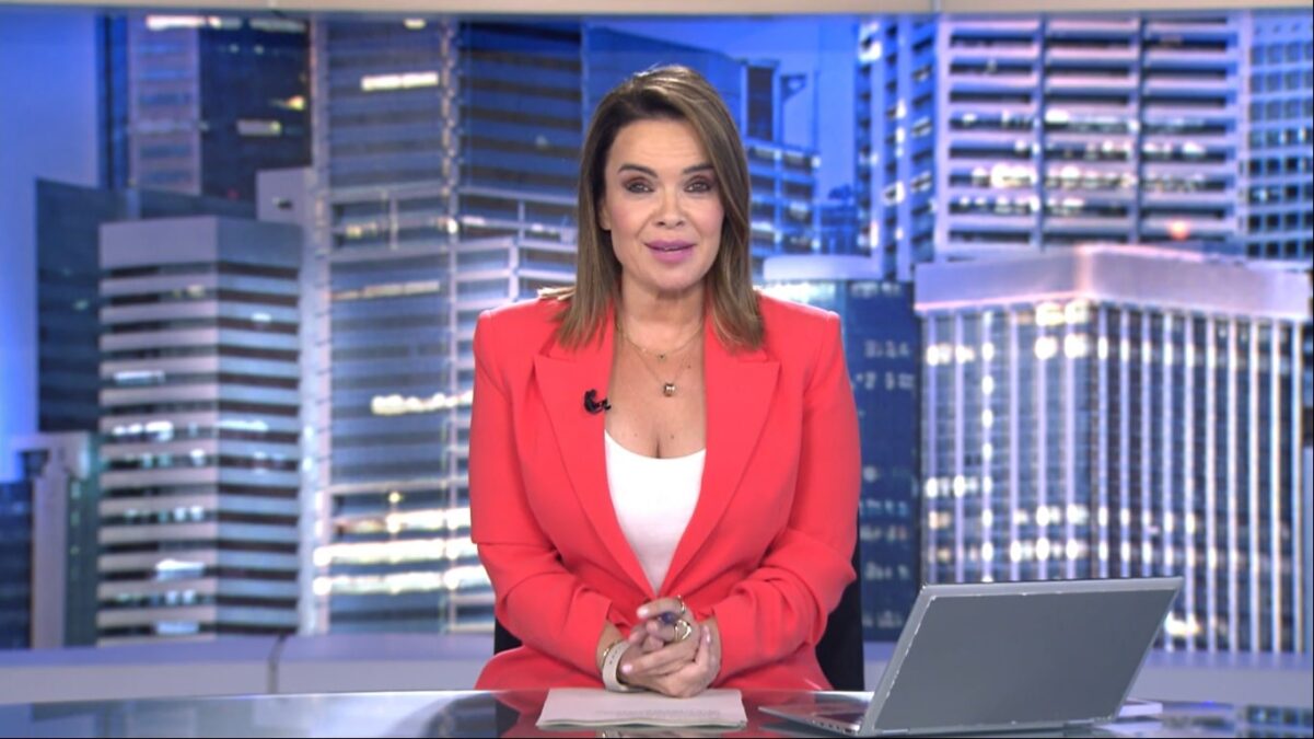 Carme Chaparro en 'Informativos Telecinco'.