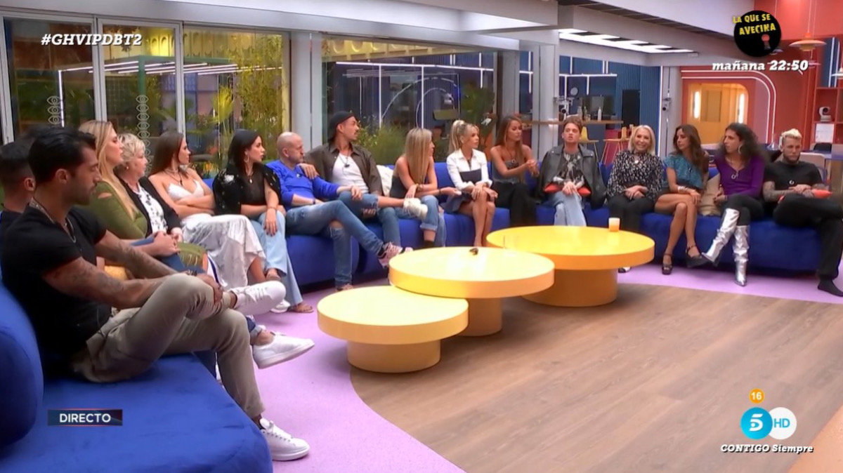 Los concursantes de 'GH VIP 8' durante el debate