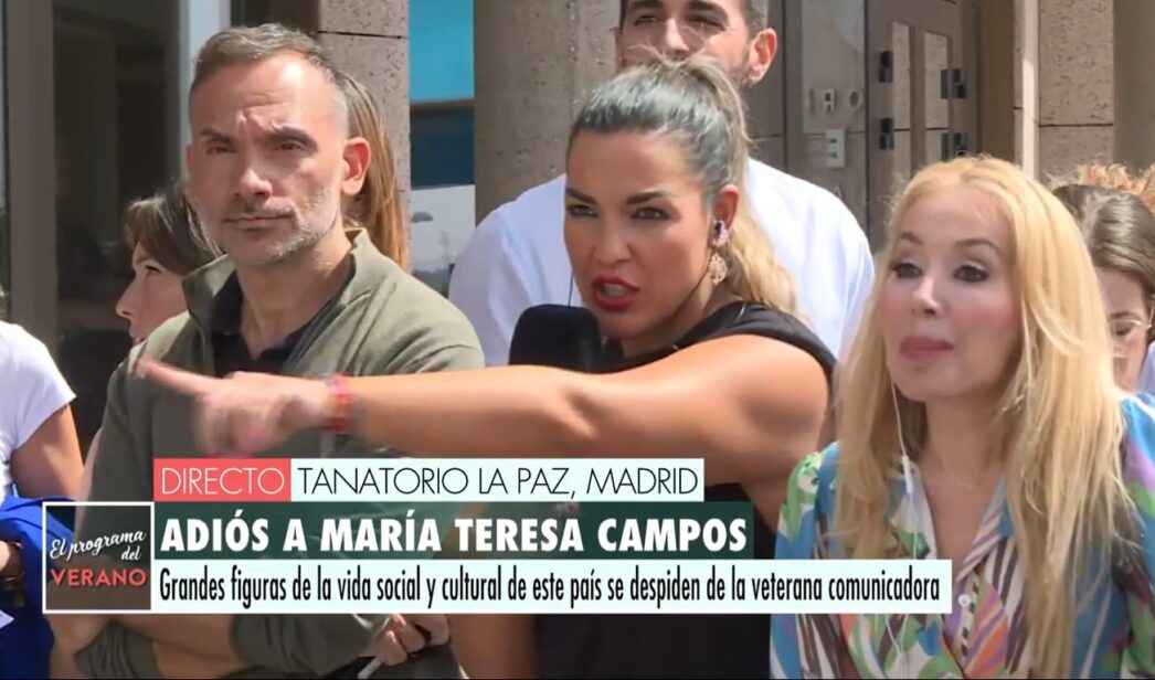 Una reportera de Telemadrid critica en directo a Pedro Sánchez.