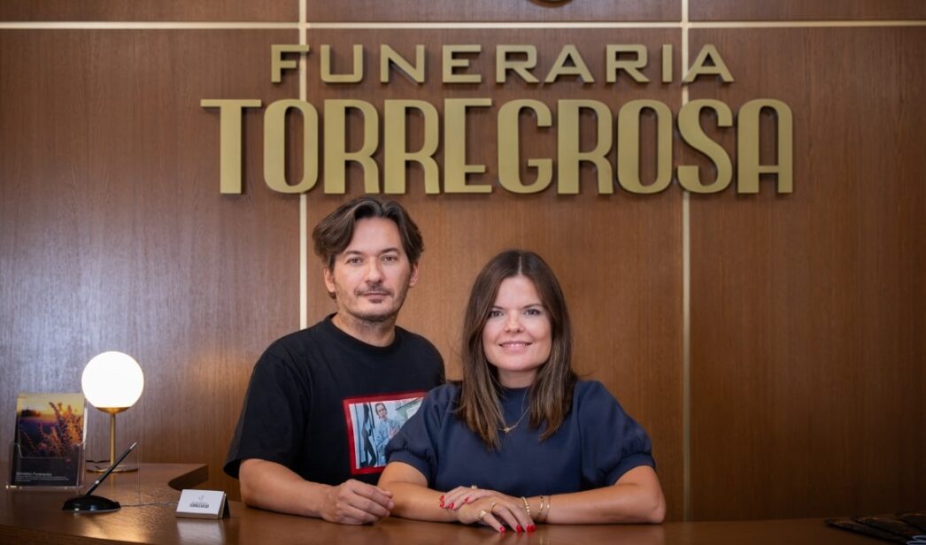 Alberto y Laura Caballero saltan a Movistar Plus+ con 'Muertos S.L.'.