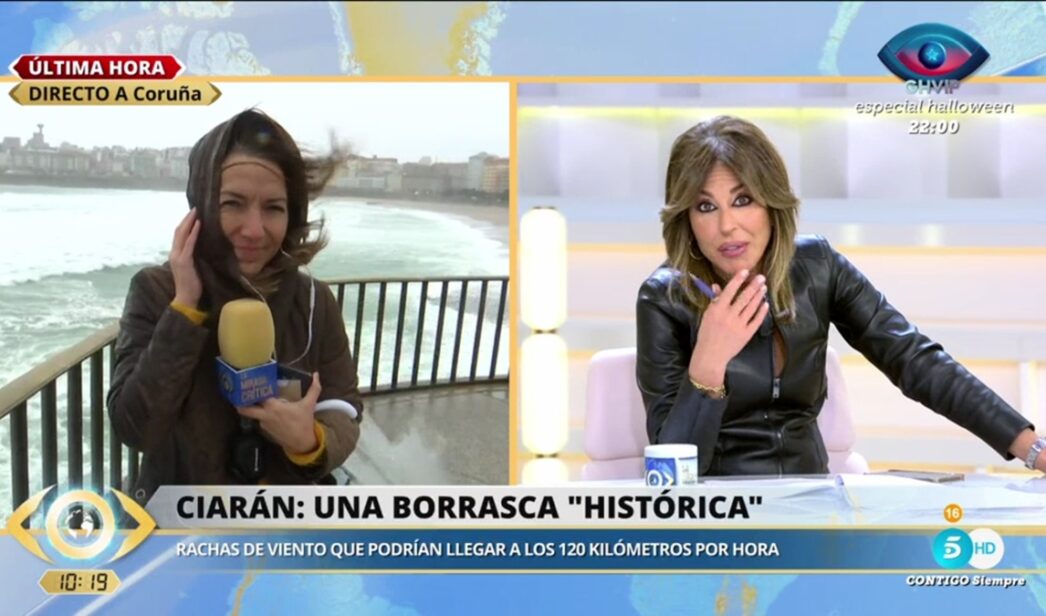 La reportera de 'La mirada crítica', Carmen Chao, y Ana Terradillos.
