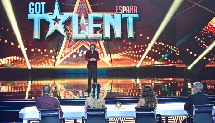 Santi Millán y el jurado en la final de 'Got Talent 9'.