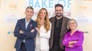 Paula Vázquez y el jurado de 'Bake Off'.