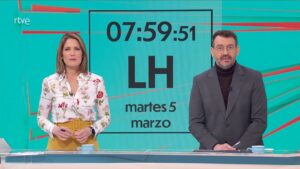 Silvia Intxaurrondo y Marc Sala en 'La hora de la 1'.