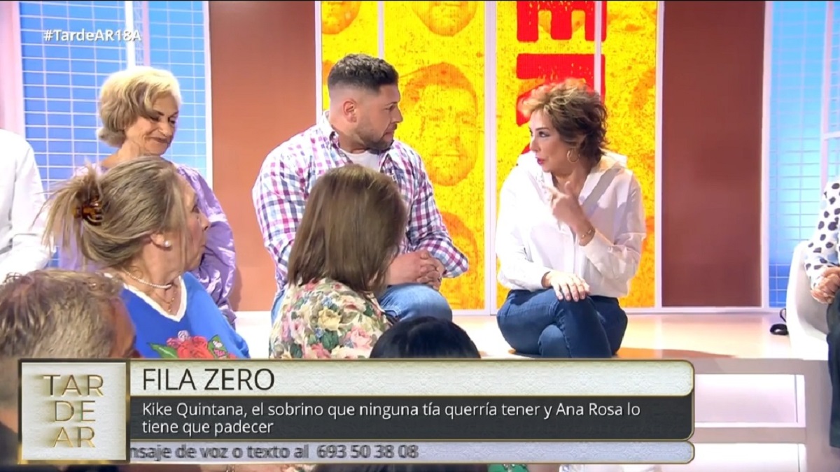 Ana Rosa se indigna con su sobrino tras meterle en un serio jardín en 'TardeAR': "No hace gracia"