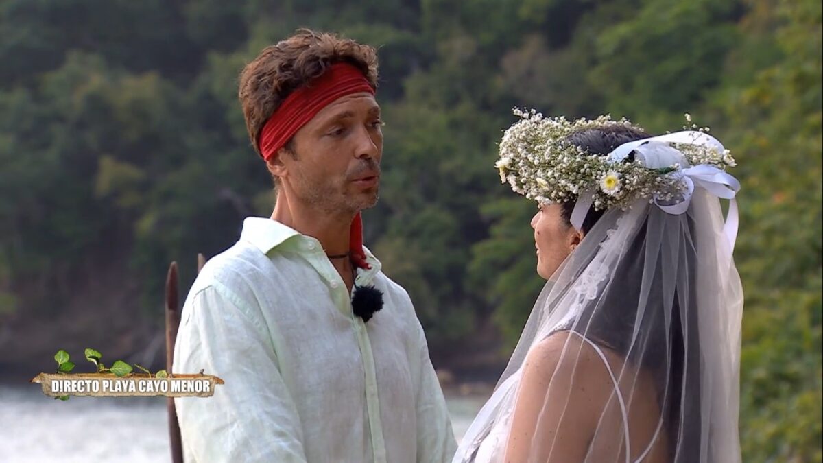 Ángel Cristo y Ana Herminia en su boda en 'Supervivientes'.