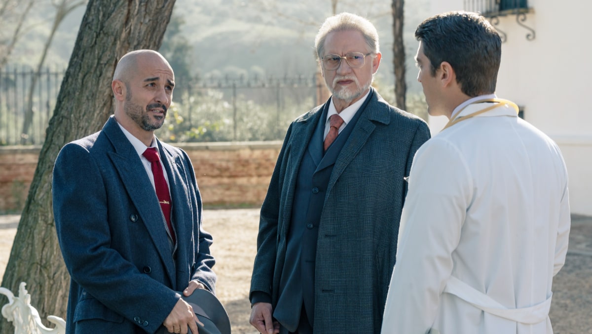 Jesús y Damián con el doctor en 'Sueños de libertad'.