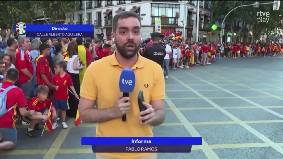 Un reportero de TVE se retracta por su criticado directo en la celebración de la Eurocopa: "Asumo el error"