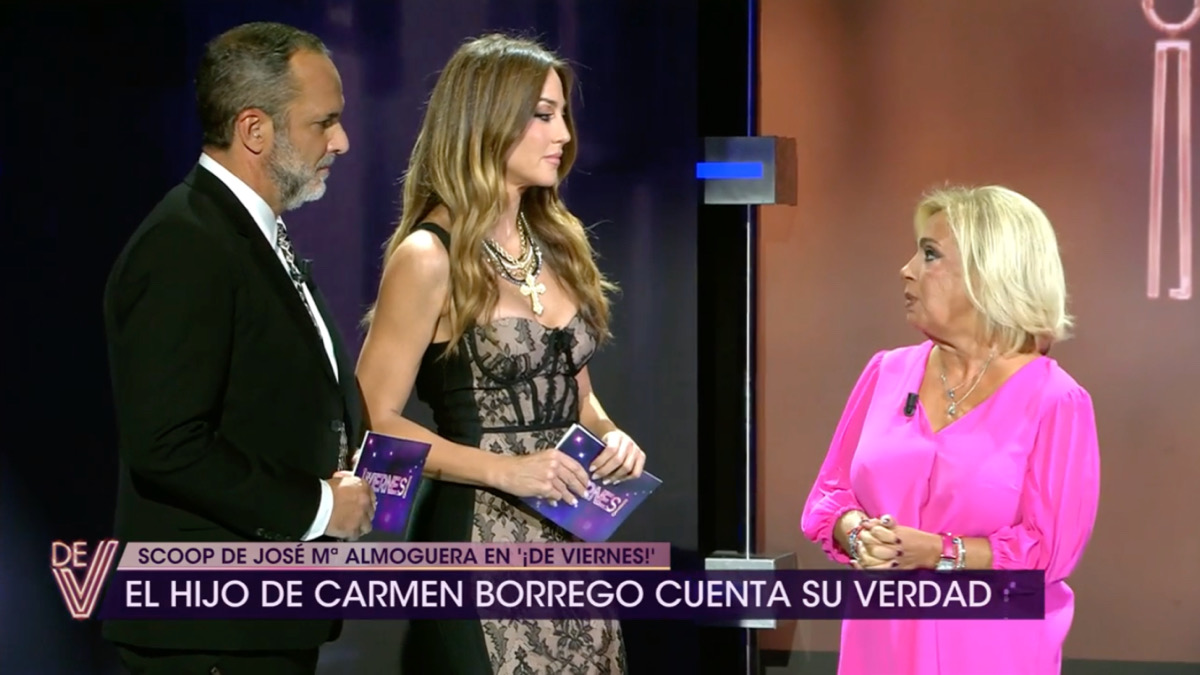 Santi Acosta, Beatriz Archidona y Carmen Borrego en 'De viernes'