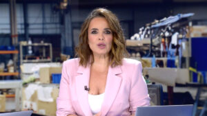 Carme Chaparro en 'Informativos Telecinco'