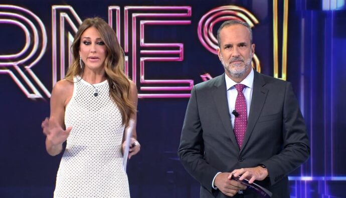 Beatriz Archidona y Santi Acosta en 'De Viernes'.