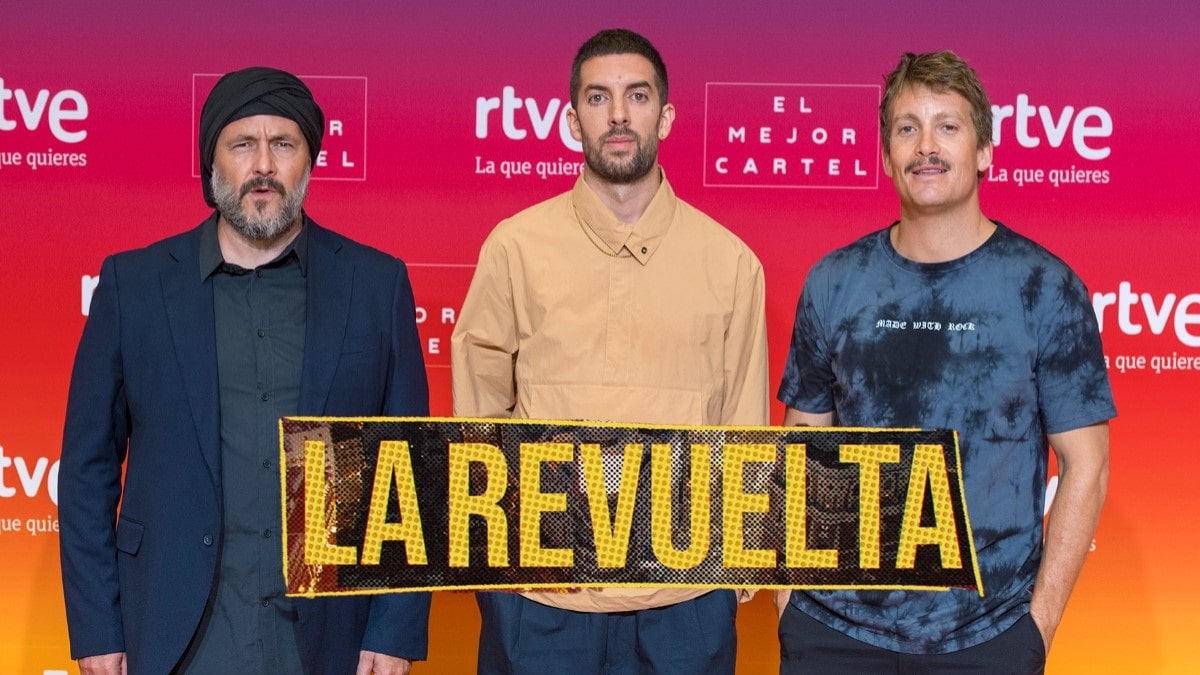 David Broncano, Ricardo Castella y Grison en 'La revuelta'.