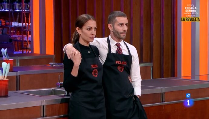 Hiba Abouk y Pelayo Díaz en 'MasterChef Celebrity'.