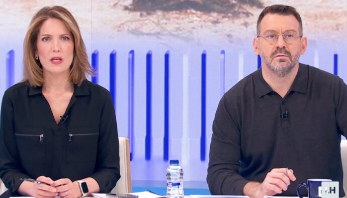 Silvia Intxaurrondo y Marc Sala en 'La Hora de La 1'.