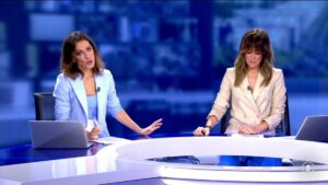 Isabel Jiménez y Ángeles Blanco en 'Informativos Telecinco'