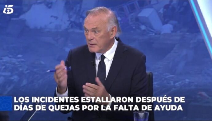 Pedro Piqueras en 'Informativos Telecinco'.