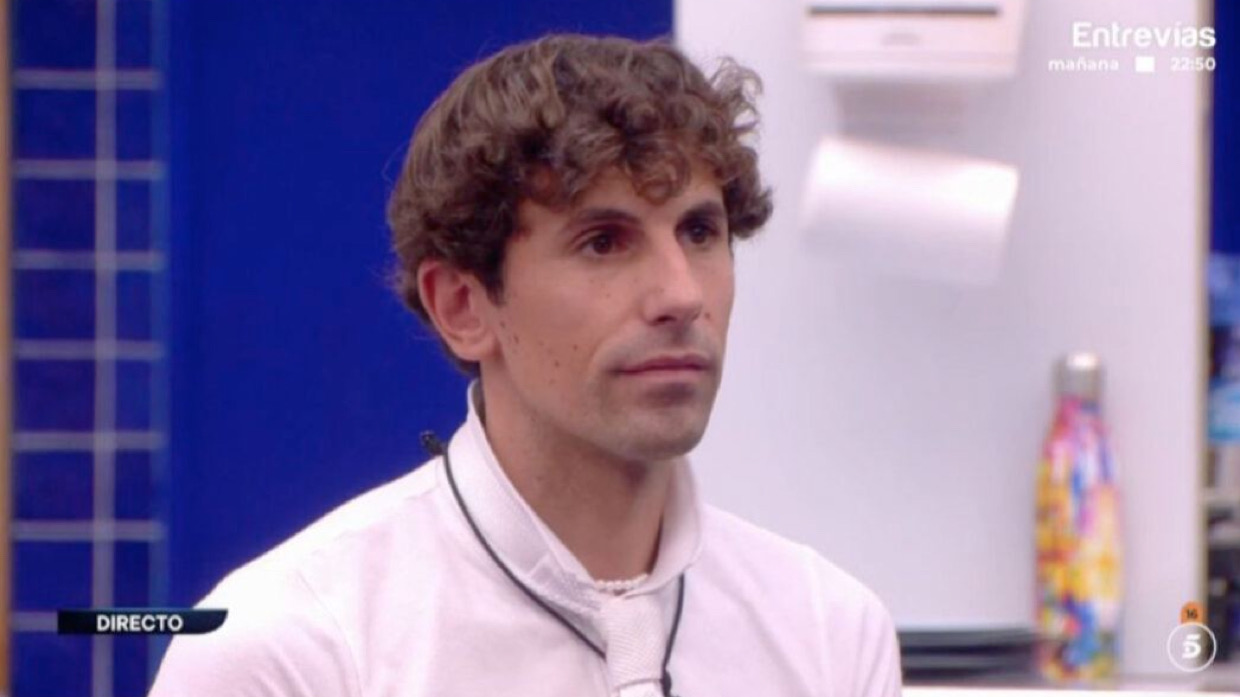 Óscar Landa dentro de la casa de 'Gran Hermano'