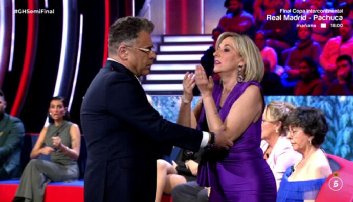 Jorge Javier y la madre de Violeta en el plató de 'Gran Hermano'