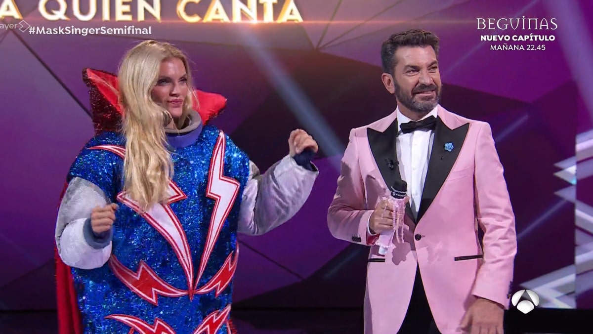 'Mask singer' desenmascara a la modelo Esther Cañadas en su semifinal y Ana Milán lo adivinó