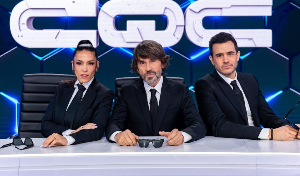 Lorena castell, Santi Millán y Pablo González-Batista en 'Caiga quién caiga'.