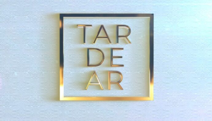 Logo de 'TardeAR'.