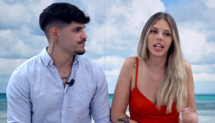 Álvaro y Alba, concursantes de 'La isla de las tentaciones 8'.