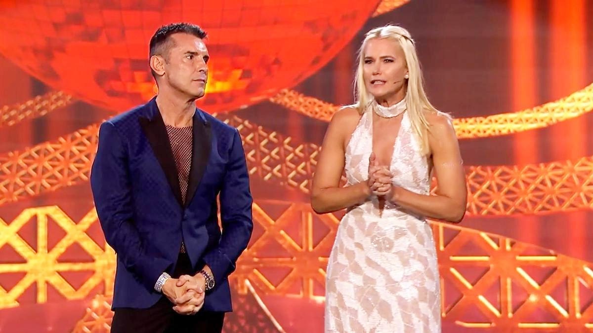 Jesús Vázquez y Valeria Mazza en 'Bailando con las estrellas'.