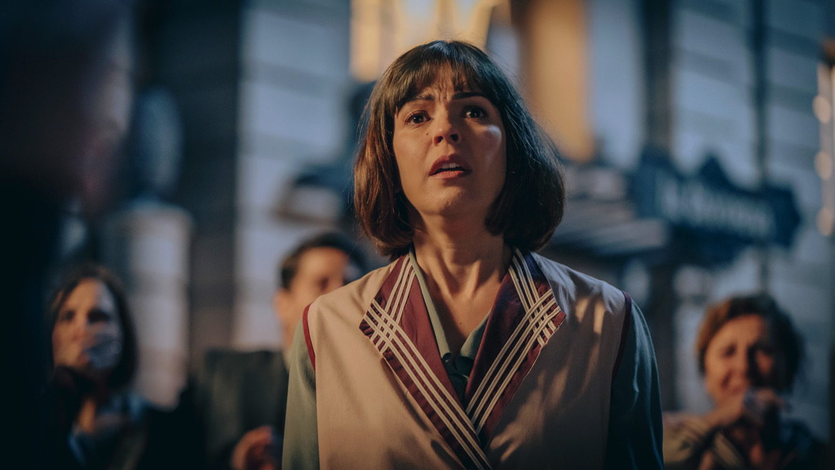 Verónica Sánchez en el primer capítulo de 'La Favorita 1922'.