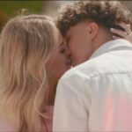 'I Kissed a Girl' de BBC.