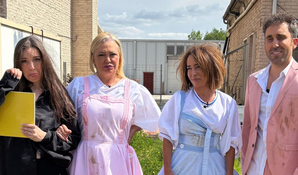 Inés Hernand, Belén Esteban, María Patiño y Aitor Albizua en la nueva promo de 'La familia de la tele'