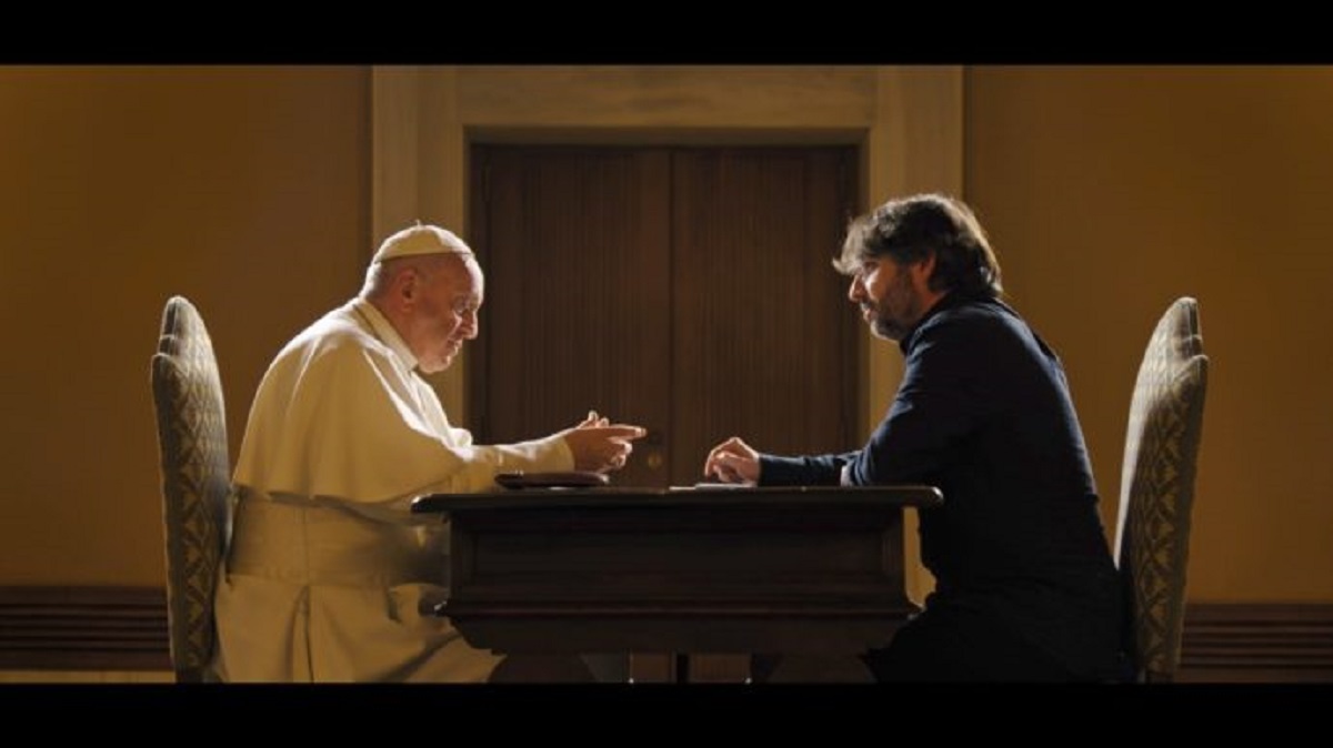 Jordi Évole con el Papa Francisco en 'Salvados'.