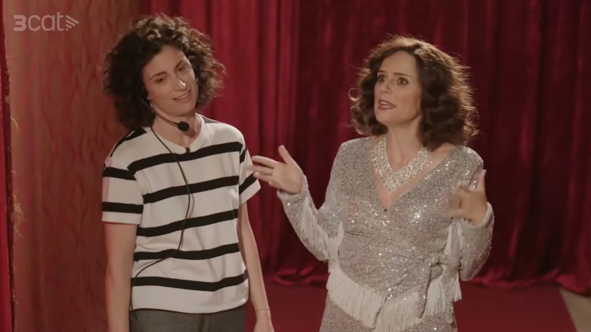 Parodia de Isabel Díaz Ayuso como Melody en 'Polònia'