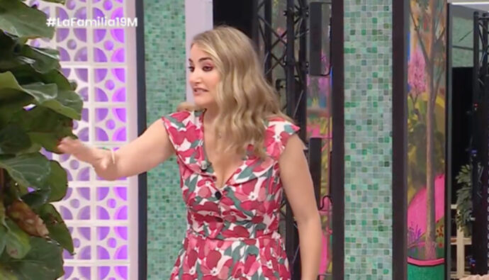 Alba Carrillo en 'La familia de la tele'