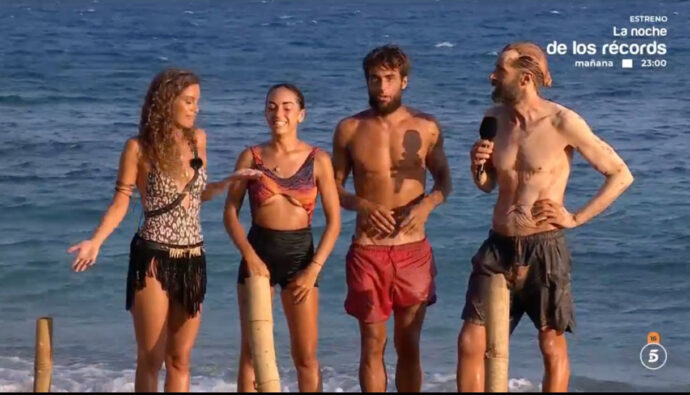 Laura Madrueño junto a Anita, Montoya y Álex en 'Supervivientes'