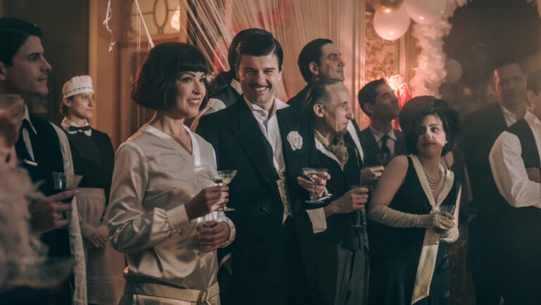 Un actor de 'La Promesa' salta a 'La Favorita 1922'