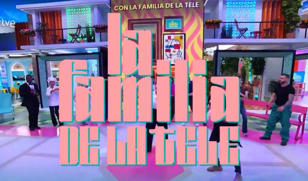 Cabecera de 'La familia de la tele'.