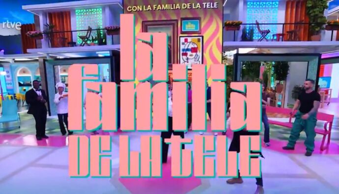 Cabecera de 'La familia de la tele'.