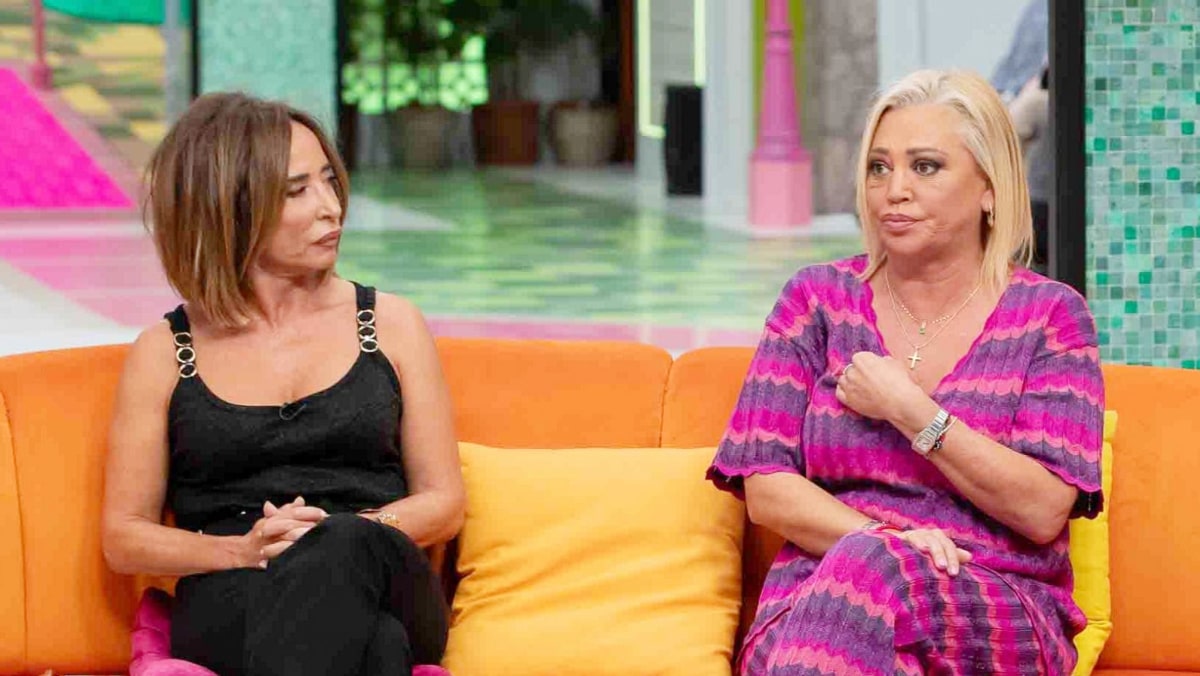 María Patiño y Belén Esteban en 'La familia de la tele'.