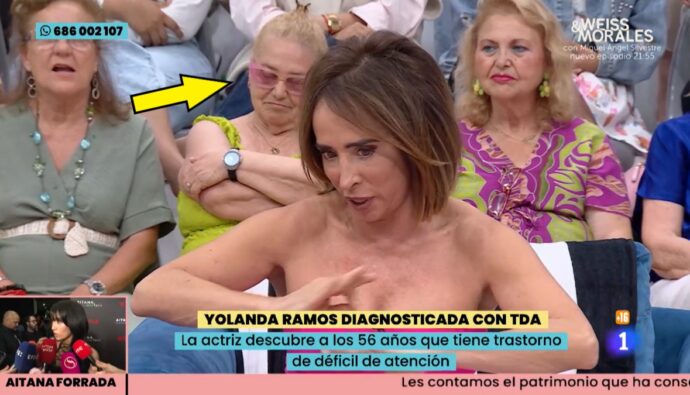 Una espectadora de 'La familia de la tele' se queda dormida.