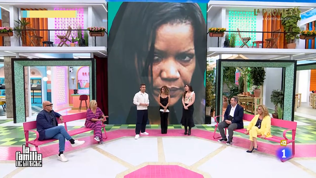 Equipo de 'La familia de la tele'.